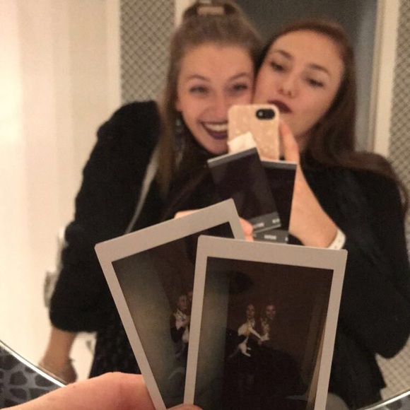 Meet your Posher, Kat - Picture 7 of 7